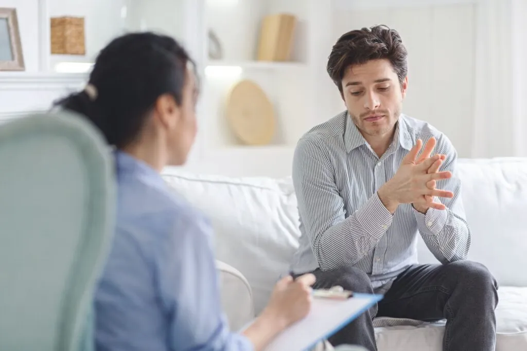 Alcohol withdrawal symptoms and treatment